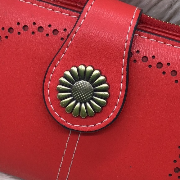 Sendefn Red Billfold Wallet - Picture 3 of 10